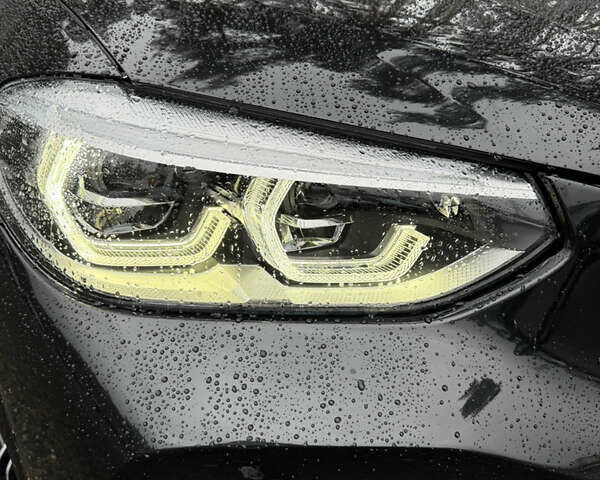 Черный БМВ X4 M, объемом двигателя 2.99 л и пробегом 85 тыс. км за 54500 $, фото 4 на Automoto.ua