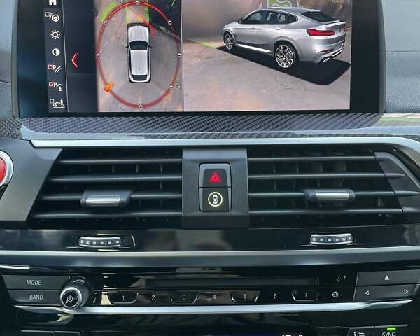 Черный БМВ X4 M, объемом двигателя 2.99 л и пробегом 25 тыс. км за 51000 $, фото 16 на Automoto.ua