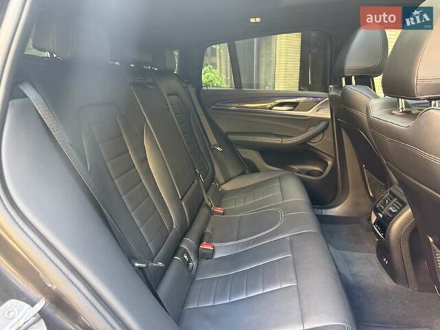 Черный БМВ X4 M, объемом двигателя 2.99 л и пробегом 56 тыс. км за 66696 $, фото 36 на Automoto.ua
