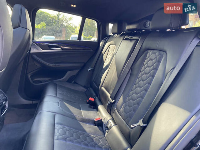 Черный БМВ X4 M, объемом двигателя 2.99 л и пробегом 14 тыс. км за 69999 $, фото 39 на Automoto.ua