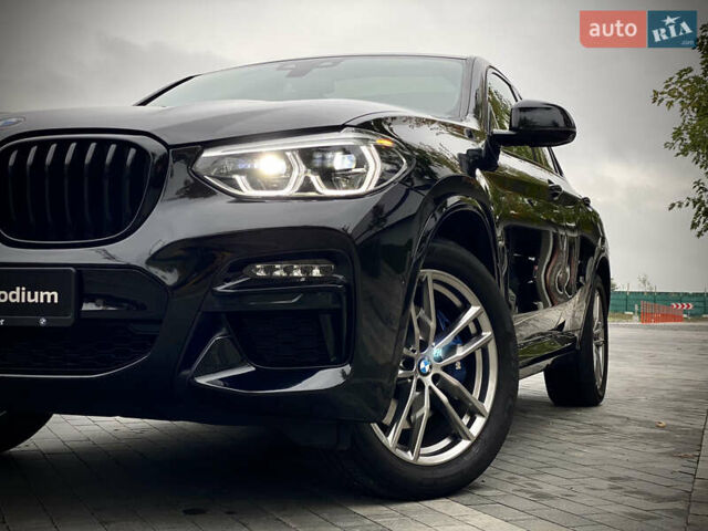 Черный БМВ X4 M, объемом двигателя 2.99 л и пробегом 33 тыс. км за 52800 $, фото 11 на Automoto.ua
