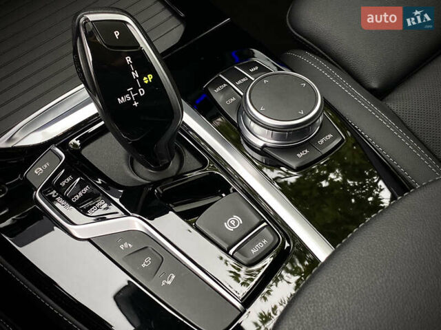 Черный БМВ X4 M, объемом двигателя 2.99 л и пробегом 33 тыс. км за 52800 $, фото 34 на Automoto.ua