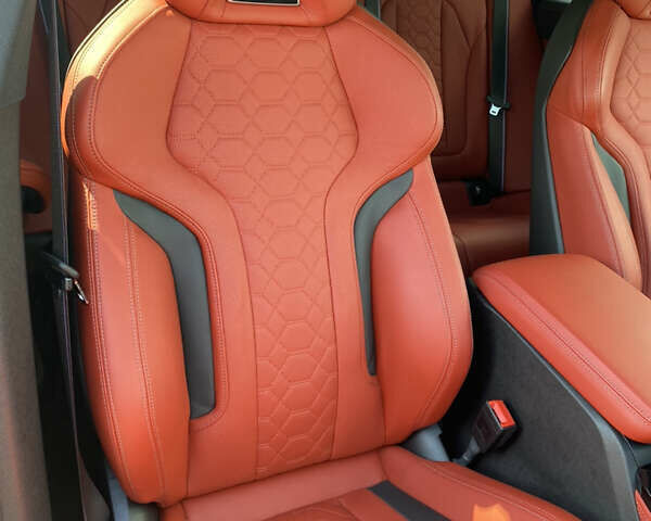 Черный БМВ X4 M, объемом двигателя 2.99 л и пробегом 3 тыс. км за 86000 $, фото 47 на Automoto.ua