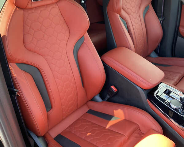 Черный БМВ X4 M, объемом двигателя 2.99 л и пробегом 3 тыс. км за 86000 $, фото 48 на Automoto.ua