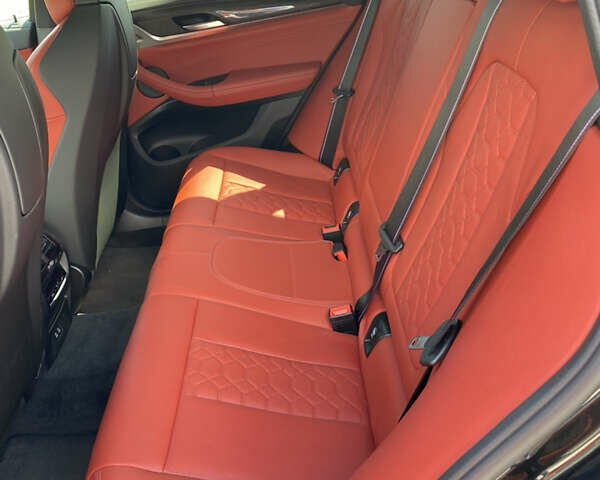 Черный БМВ X4 M, объемом двигателя 2.99 л и пробегом 3 тыс. км за 86000 $, фото 31 на Automoto.ua