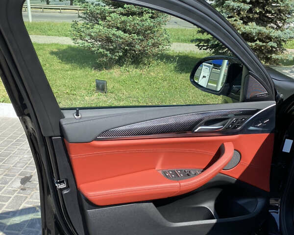 Черный БМВ X4 M, объемом двигателя 2.99 л и пробегом 3 тыс. км за 86000 $, фото 33 на Automoto.ua