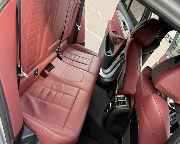 Сірий БМВ X4 M, об'ємом двигуна 3 л та пробігом 116 тис. км за 47700 $, фото 19 на Automoto.ua