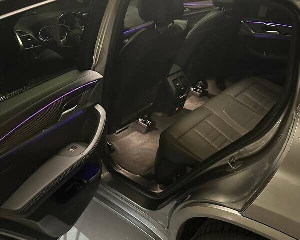 Серый БМВ X4 M, объемом двигателя 2.99 л и пробегом 54 тыс. км за 65000 $, фото 22 на Automoto.ua