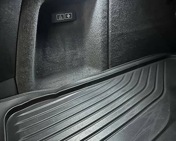 Серый БМВ X4 M, объемом двигателя 2.99 л и пробегом 54 тыс. км за 65000 $, фото 39 на Automoto.ua