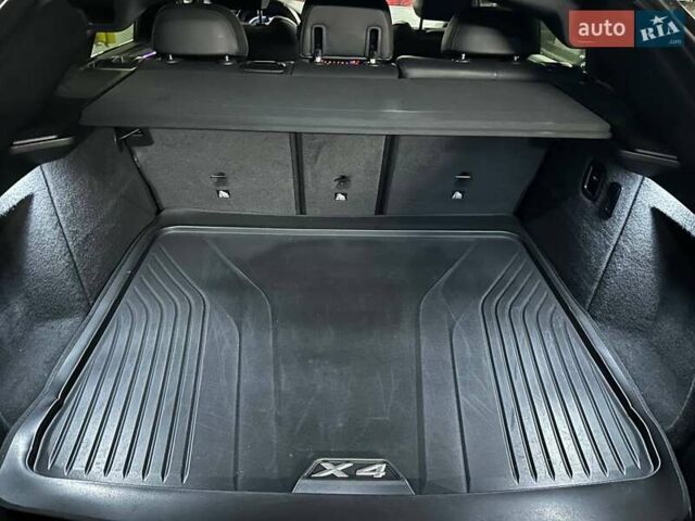 Серый БМВ X4 M, объемом двигателя 2.99 л и пробегом 54 тыс. км за 65000 $, фото 38 на Automoto.ua
