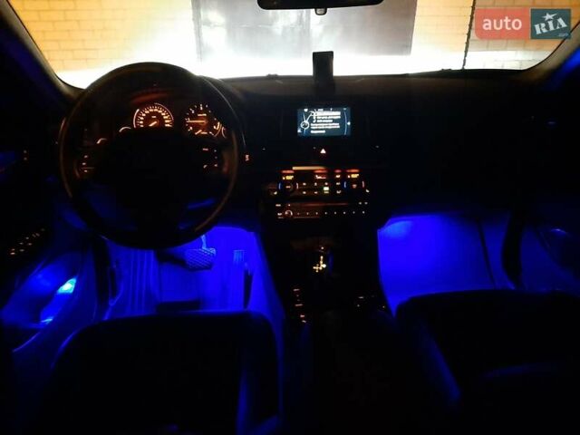 Белый БМВ Х4, объемом двигателя 2 л и пробегом 108 тыс. км за 30000 $, фото 12 на Automoto.ua