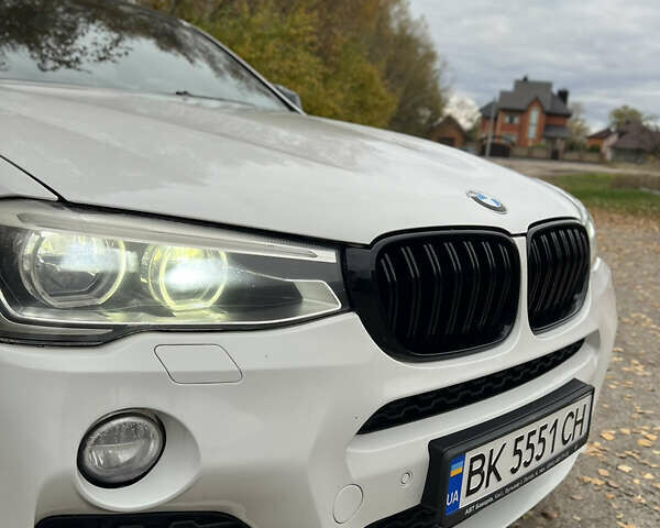 Белый БМВ Х4, объемом двигателя 2 л и пробегом 273 тыс. км за 22000 $, фото 8 на Automoto.ua