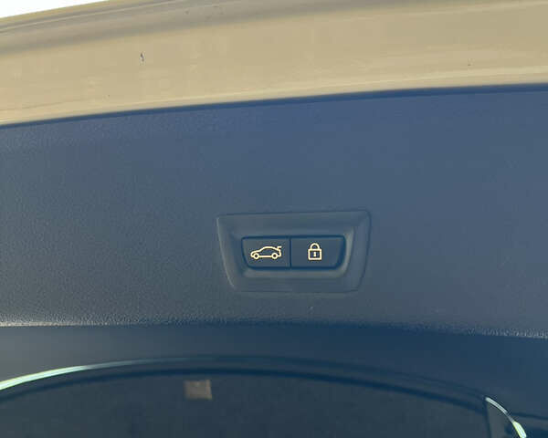 Белый БМВ Х4, объемом двигателя 2 л и пробегом 273 тыс. км за 22000 $, фото 18 на Automoto.ua