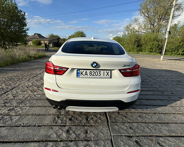 Белый БМВ Х4, объемом двигателя 2 л и пробегом 138 тыс. км за 24800 $, фото 3 на Automoto.ua