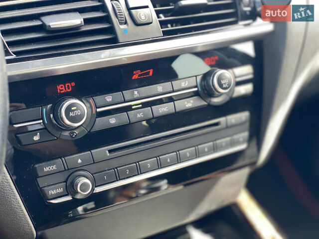 Білий БМВ Х4, об'ємом двигуна 2 л та пробігом 117 тис. км за 23800 $, фото 64 на Automoto.ua