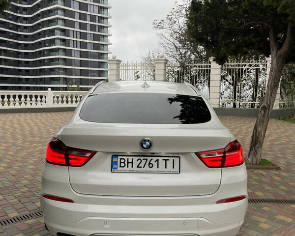 Белый БМВ Х4, объемом двигателя 2 л и пробегом 202 тыс. км за 25500 $, фото 13 на Automoto.ua