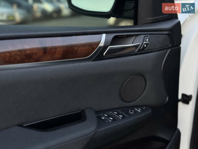 Белый БМВ Х4, объемом двигателя 2 л и пробегом 122 тыс. км за 22500 $, фото 9 на Automoto.ua