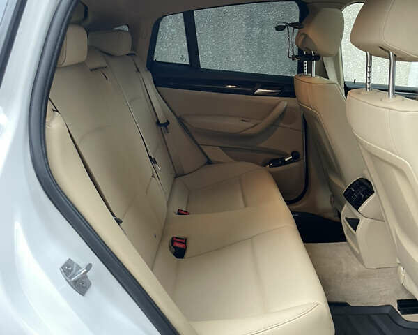 Белый БМВ Х4, объемом двигателя 2 л и пробегом 202 тыс. км за 25500 $, фото 24 на Automoto.ua