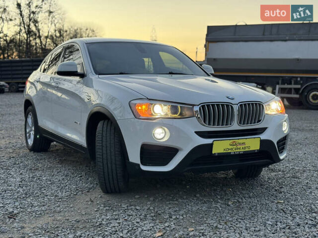 Белый БМВ Х4, объемом двигателя 2 л и пробегом 122 тыс. км за 22500 $, фото 4 на Automoto.ua
