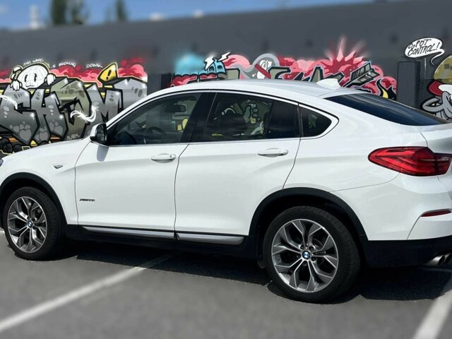 Белый БМВ Х4, объемом двигателя 2 л и пробегом 177 тыс. км за 19000 $, фото 2 на Automoto.ua