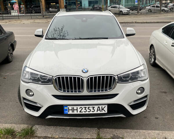 Белый БМВ Х4, объемом двигателя 2 л и пробегом 142 тыс. км за 24900 $, фото 1 на Automoto.ua