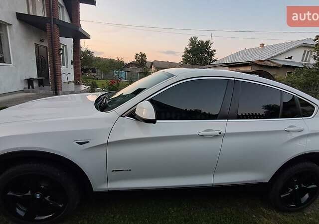 Білий БМВ Х4, об'ємом двигуна 2 л та пробігом 176 тис. км за 18500 $, фото 37 на Automoto.ua