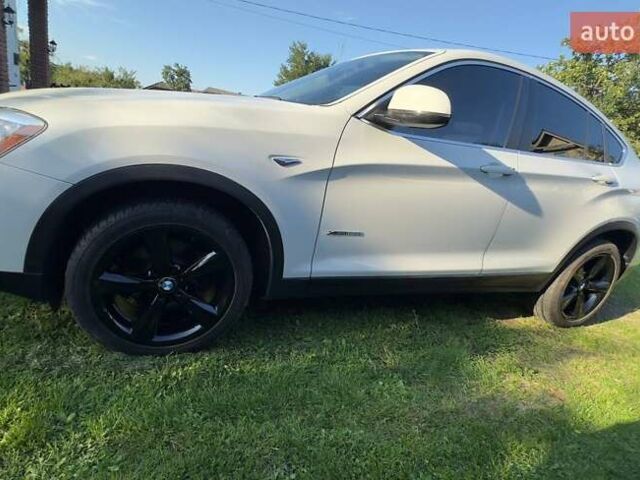 Білий БМВ Х4, об'ємом двигуна 2 л та пробігом 176 тис. км за 18500 $, фото 10 на Automoto.ua