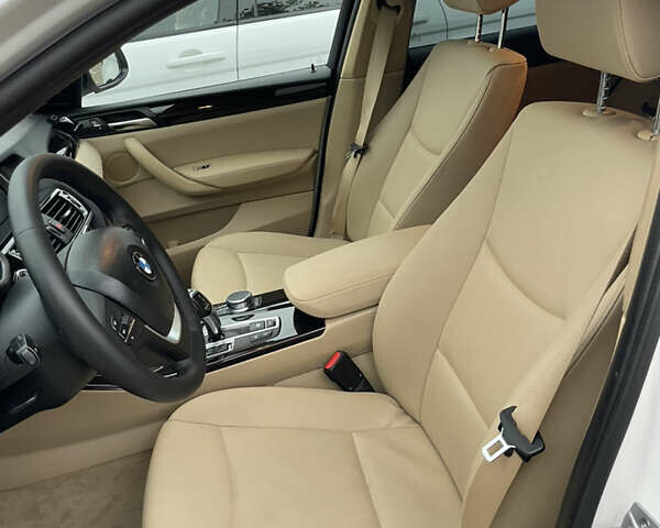 Белый БМВ Х4, объемом двигателя 2 л и пробегом 202 тыс. км за 25500 $, фото 16 на Automoto.ua