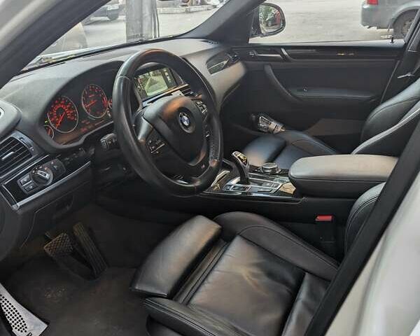 БМВ Х4 2015 в Запорожье на Automoto.ua Белый БМВ Х4, объемом двигателя 2 л и пробегом 153 тыс. км за 22700 $, фото 5 на Automoto.ua