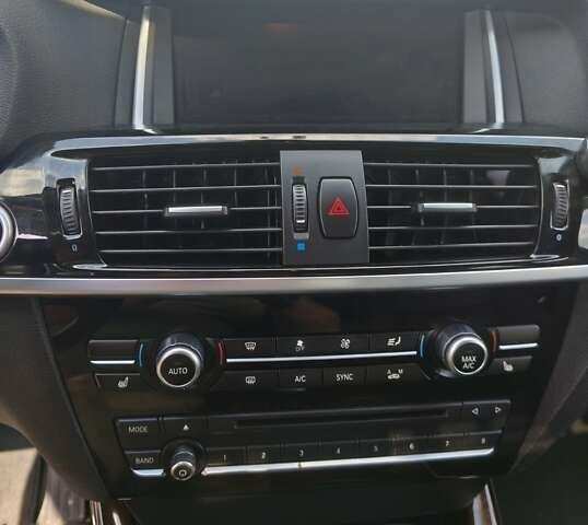 Белый БМВ Х4, объемом двигателя 2 л и пробегом 200 тыс. км за 17750 $, фото 9 на Automoto.ua