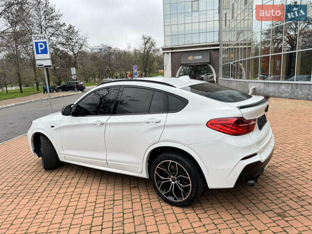 Білий БМВ Х4, об'ємом двигуна 2 л та пробігом 129 тис. км за 24800 $, фото 7 на Automoto.ua