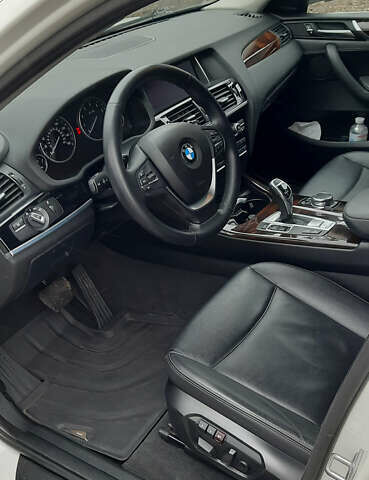 Белый БМВ Х4, объемом двигателя 2 л и пробегом 165 тыс. км за 26500 $, фото 33 на Automoto.ua