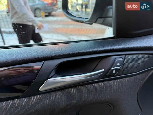 Белый БМВ Х4, объемом двигателя 2 л и пробегом 91 тыс. км за 27900 $, фото 11 на Automoto.ua
