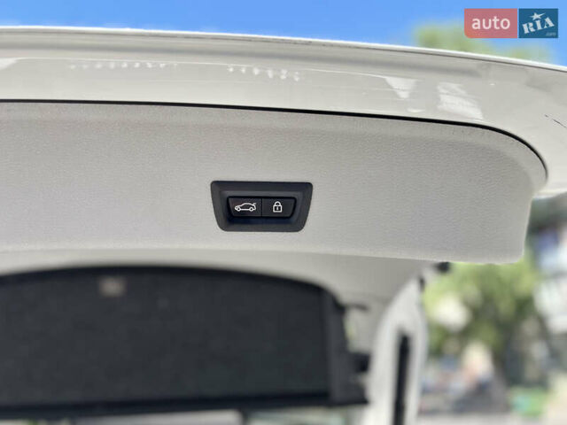 Белый БМВ Х4, объемом двигателя 2 л и пробегом 114 тыс. км за 27600 $, фото 13 на Automoto.ua