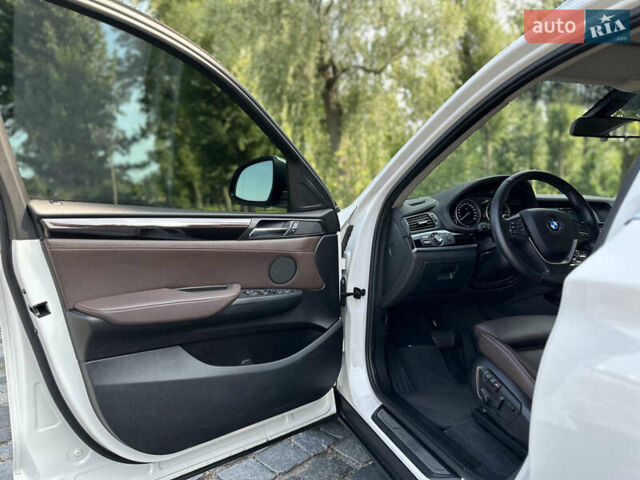 Белый БМВ Х4, объемом двигателя 2 л и пробегом 63 тыс. км за 27700 $, фото 31 на Automoto.ua
