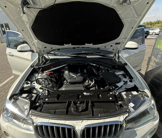 Белый БМВ Х4, объемом двигателя 2 л и пробегом 144 тыс. км за 26500 $, фото 8 на Automoto.ua