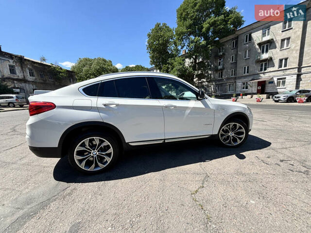 Белый БМВ Х4, объемом двигателя 2 л и пробегом 114 тыс. км за 27600 $, фото 7 на Automoto.ua