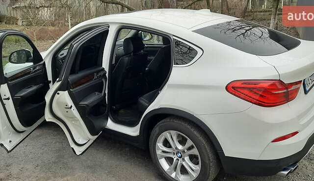 Белый БМВ Х4, объемом двигателя 2 л и пробегом 165 тыс. км за 26500 $, фото 19 на Automoto.ua