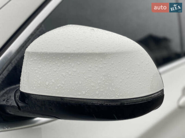 Белый БМВ Х4, объемом двигателя 2 л и пробегом 115 тыс. км за 21900 $, фото 3 на Automoto.ua