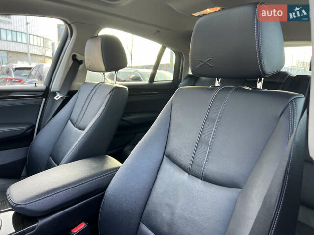 БМВ Х4 2016 у Києві на Automoto.ua Білий БМВ Х4, об'ємом двигуна 2 л та пробігом 106 тис. км за 21900 $, фото 21 на Automoto.ua