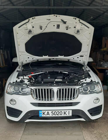 Белый БМВ Х4, объемом двигателя 2 л и пробегом 165 тыс. км за 26500 $, фото 32 на Automoto.ua