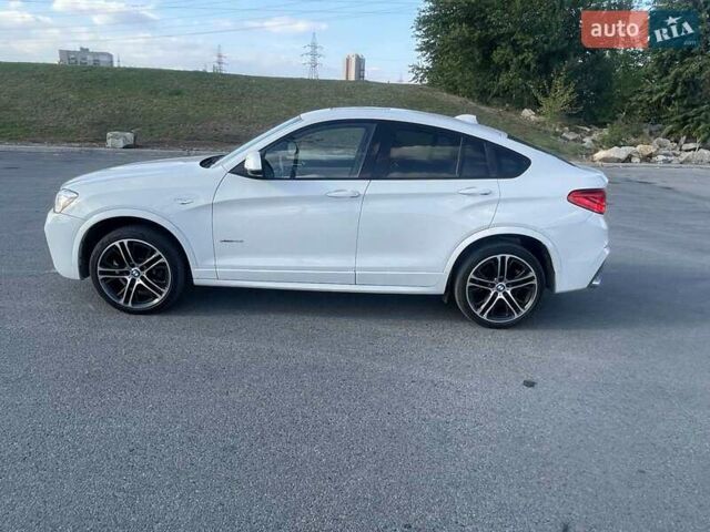 Белый БМВ Х4, объемом двигателя 2 л и пробегом 131 тыс. км за 22500 $, фото 23 на Automoto.ua