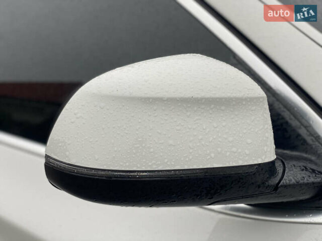 Белый БМВ Х4, объемом двигателя 2 л и пробегом 115 тыс. км за 21900 $, фото 10 на Automoto.ua