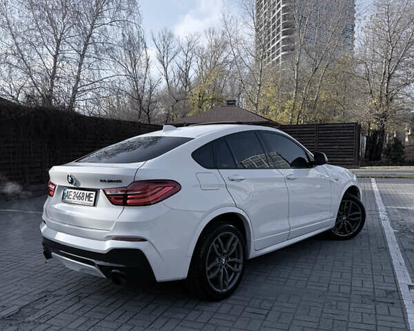 Білий БМВ Х4, об'ємом двигуна 2.98 л та пробігом 110 тис. км за 27000 $, фото 9 на Automoto.ua