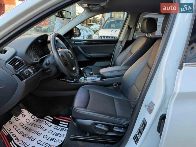 Белый БМВ Х4, объемом двигателя 2 л и пробегом 91 тыс. км за 27900 $, фото 13 на Automoto.ua