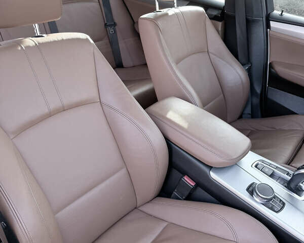 Білий БМВ Х4, об'ємом двигуна 2.98 л та пробігом 110 тис. км за 27000 $, фото 14 на Automoto.ua