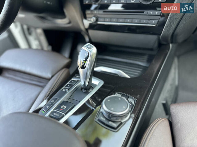 Белый БМВ Х4, объемом двигателя 2 л и пробегом 63 тыс. км за 27700 $, фото 70 на Automoto.ua