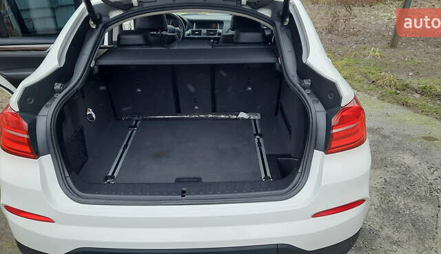 Белый БМВ Х4, объемом двигателя 2 л и пробегом 165 тыс. км за 26500 $, фото 14 на Automoto.ua