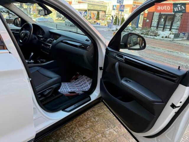Белый БМВ Х4, объемом двигателя 2 л и пробегом 91 тыс. км за 27900 $, фото 37 на Automoto.ua