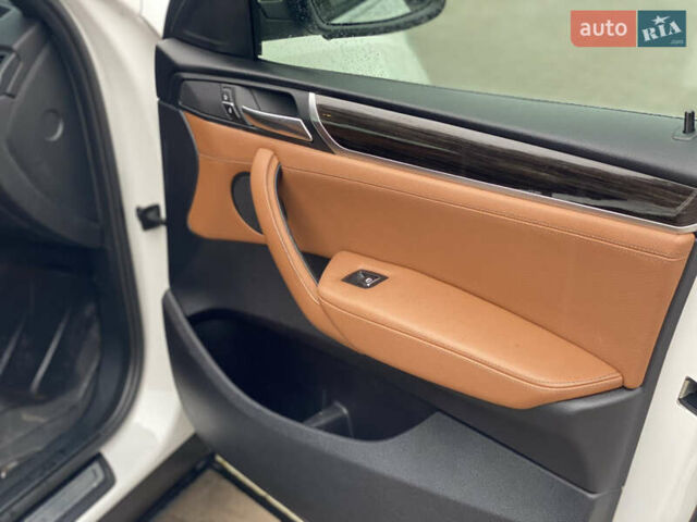 Белый БМВ Х4, объемом двигателя 2 л и пробегом 115 тыс. км за 21900 $, фото 21 на Automoto.ua